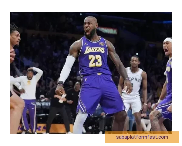 詹姆斯本赛季85次扣篮超前两季获赞退役后应拿五千万年薪